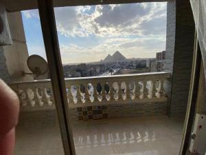 pyramids view suite