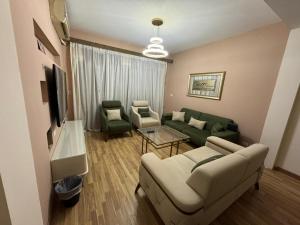 شقة فندقية في الشيخ زايد