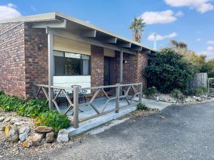 Ocean Breeze - Sleeps 12