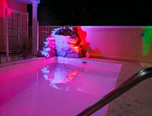 AVE FENIX Apartments