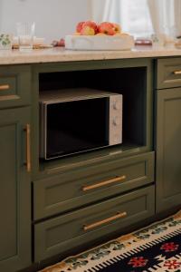 Unique Old Train Station 15 Minutes from Boyne