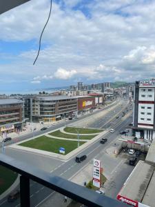 Deniz ve Şehir Manzaralı Lüks Kiralık Daireler