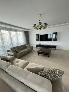 Deniz ve Şehir Manzaralı Lüks Kiralık Daireler