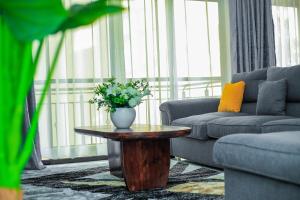 Stylish 3-bed Ensuite Apt in Westlands