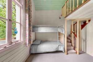 Old Barrengarry School House