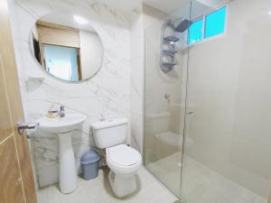 Apartamento de 3 Habitaciones 2 TV con parqueadero cerca al estadio