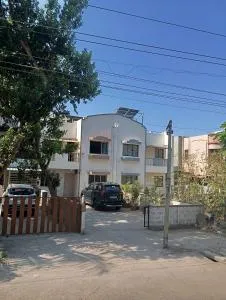 Swanky Villa 2BHK - Nipāni