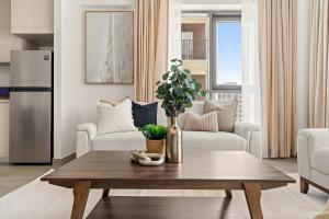 Silkhaus Vacation Homes Chic 1BR in Creek Beach Grove with Pool view