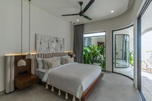 Villa Larente - Elegant 2BR Villa Pool Retreat in Heart of Bingin