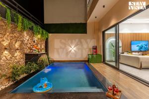 StayVista at Stay-ish Villa with Pool, Wi-Fi, BBQ