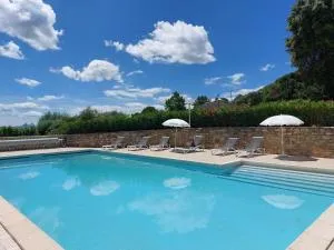 Village de gîtes La Fontinelle - Bessas