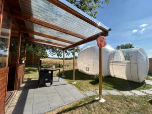 Bubble Tent by Reindahls