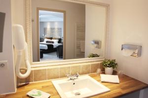 Hotels Best Western Hotel Des Voyageurs : photos des chambres