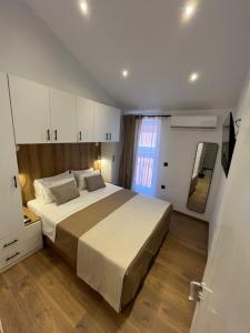 Petite Maisonnette at Garitsa!