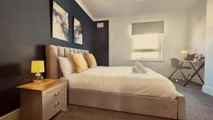 Chatsworth Terrace - Chesterfield Centre and Peak District - Wingerworth