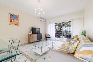 MYN1 - Spacieux appartement face à la mer