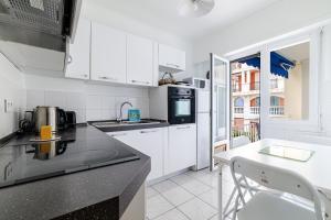 MYN1 - Spacieux appartement face à la mer