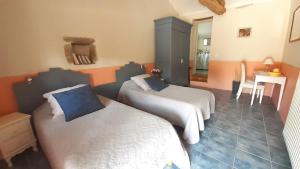 Chalets Mas d-Ambayrac chambres d- hotes et gites : photos des chambres