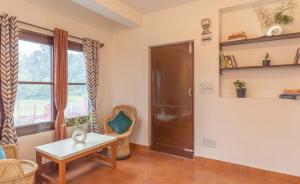 Indie apartments- Keris Studio with Kitchen