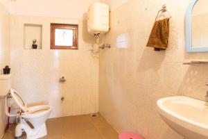 Indie apartments- Keris Studio with Kitchen