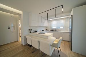 Lake Charming Apartment