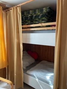 Útulná chata přímo u přehrady