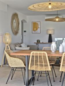 Le Duplex Charme des Amandiers - Air conditioning - Sea view