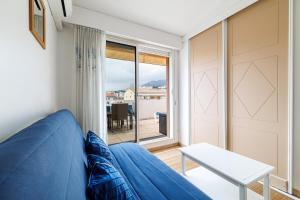 902 - Apartment top floor with AC