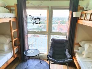 Happy Nook at Holland Park Condominium