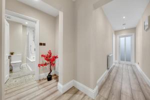 Hammersmith Flat 2 Bedrooms LGF