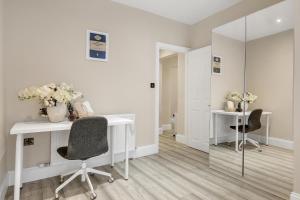 Hammersmith Flat 2 Bedrooms LGF