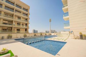 Bnbeyonds Sassy Studio with Expansive Balcony