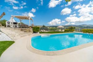 Villa Faye by PosarelliVillas