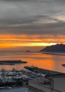 Mareluna Penthouse - Luxury Suites - Salerno