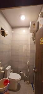 Premium Homestay Near Prem Mandir,Iskon and Gouri Gopal Ashram with Power Backup and Free Wifi, Washing machine and Complementary Breakfast lunch and Dinner