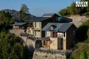 StayVista at The Sage Brook - Lawn & Bonfire - Mukteswar