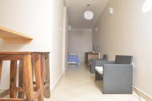 Triniti Airport Hotel