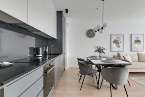 Old Town Scala Apartment Łąkowa 60 Street