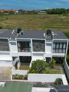 Villa Sunset Heaven - 2BR Villa in Kerobokan