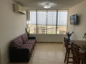 Apartamento completo frente al Aeropuerto ideal para viajes y tránsito en el aeropuerto - Macuto