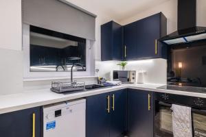Spital Stay - SJA Stays - Modern 3 Bed Apartment