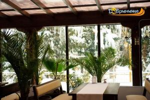 Хотел Добринище