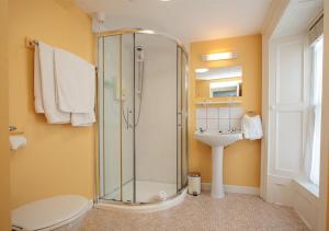 Woodstock Arms - Bar, Bed & Breakfast