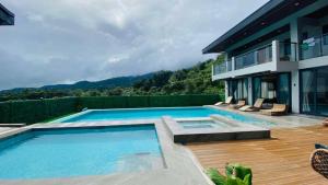 Highness Hotspring Resort
