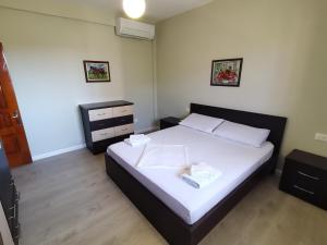 Leatis Apartment