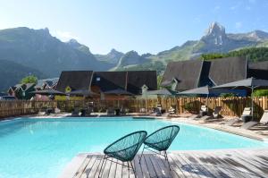 Appart'hotels ISKO CHALETS-HOTEL, Col d'Aubisque : photos des chambres