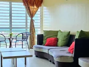 8楼民宿 Enjoy the Paddy Field View - Kampong Sungai Leman