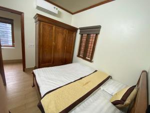 Nhà Nghỉ Tùng Nhiên