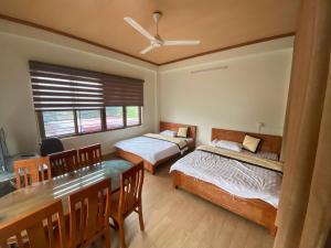 Nhà Nghỉ Tùng Nhiên