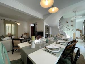 Villas Villa avec piscine privee - Capestang : photos des chambres